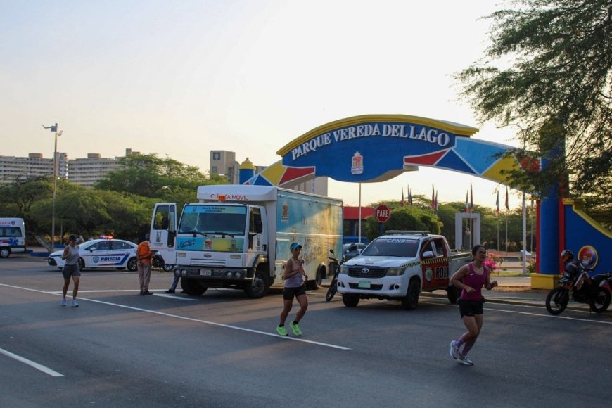 Alcaldia de Maracaibo impulsando el deporte!  ‎Marabinos vibraron en otro domingo de Ciclovía 