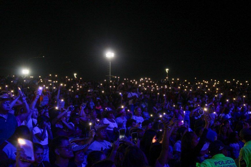¡A reventar Parque Ana María Campos! Alcalde Di Martino: “Vivimos un domingo de concierto inolvidable”