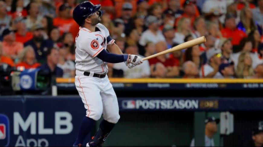 Altuve va ahora por Bob Abreu en su camino a los 3 mil hits