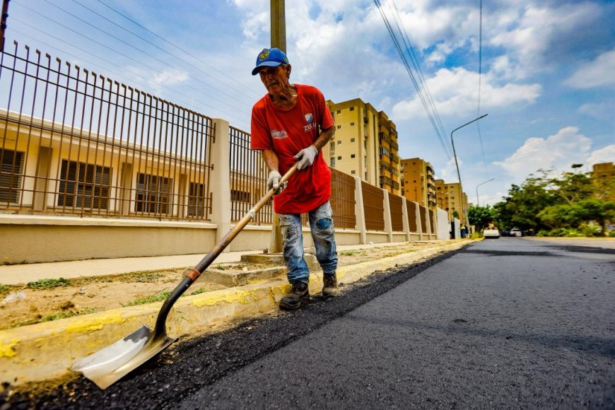 Gobernación y su Plan de Asfaltado para recuperar la avenida principal de Ciudadela Faría