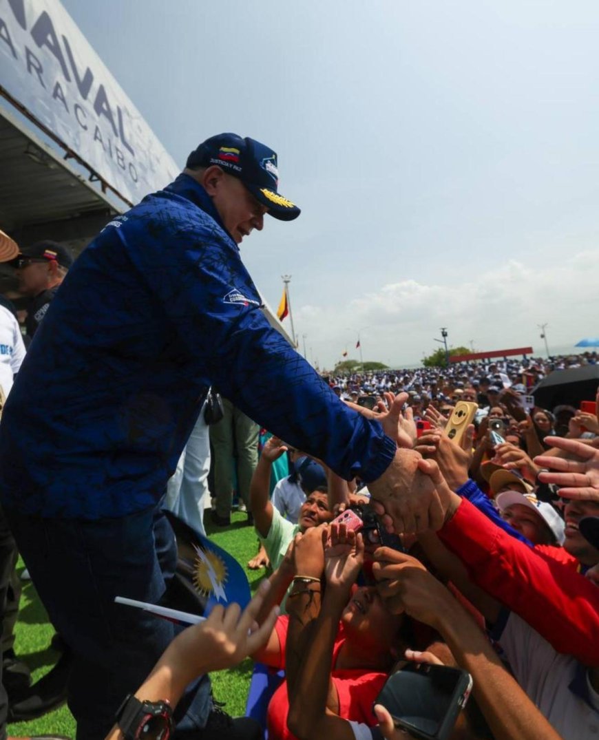 Ministro Diosdado Cabello "Estas camionetas y motos van a ser dirigidas y comandadas por la comuna"