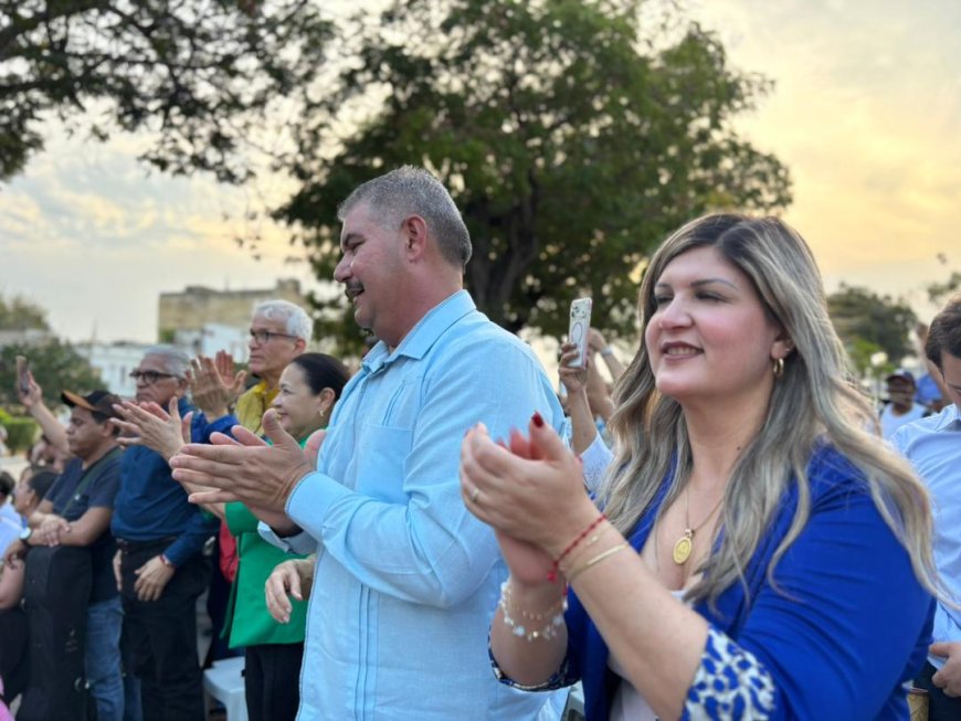 Gobernación del Zulia celebró el Día del Cuatro  con concierto en la plaza Bolívar de Maracaibo