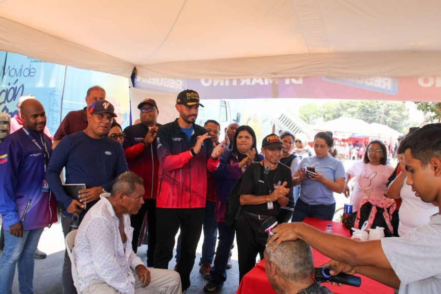 Jornada 100 de mercados populares"El Buen Vivir" de la Alcaldía de Maracaibo para el pueblo