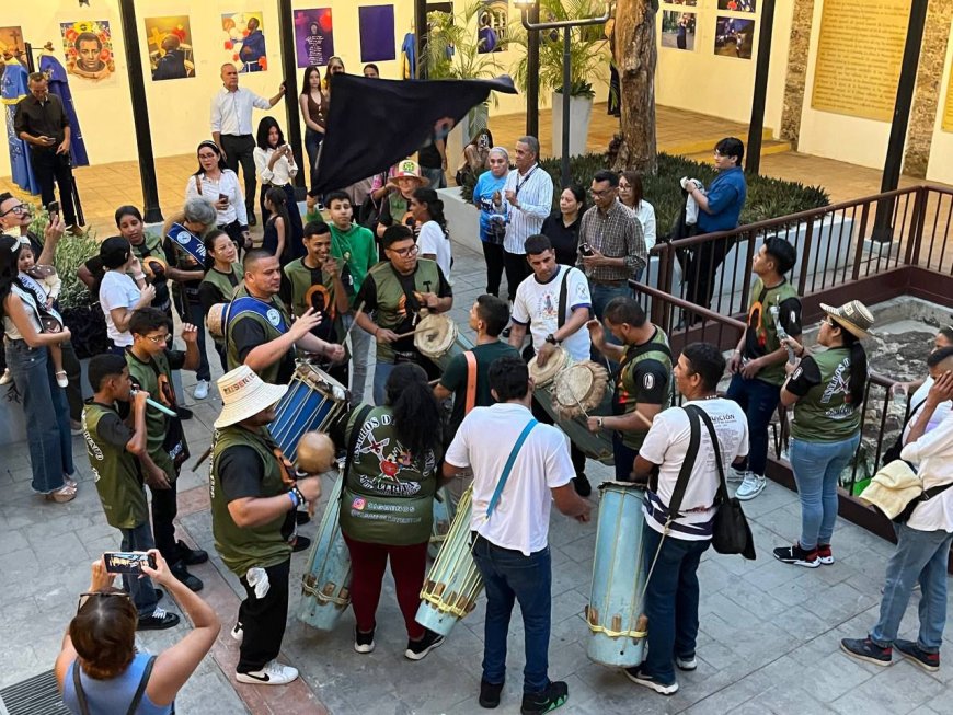 Colectiva "San Benito: Entre el lente y el trazo" toma los espacios de la Casa de la Capitulación