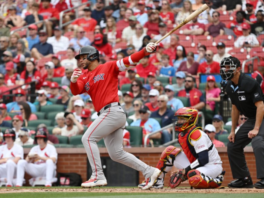 Willson mandó a 411 pies su tercer toletazo