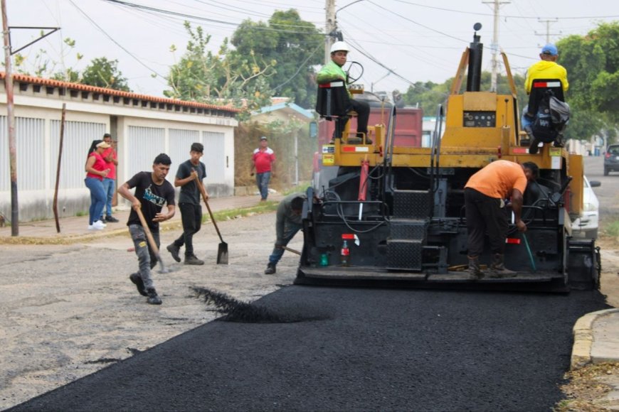  ¡Comunidades con calles dignas! Alcalde Di Martino: “En Los Aceitunos se colocarán 7500 toneladas de asfalto”