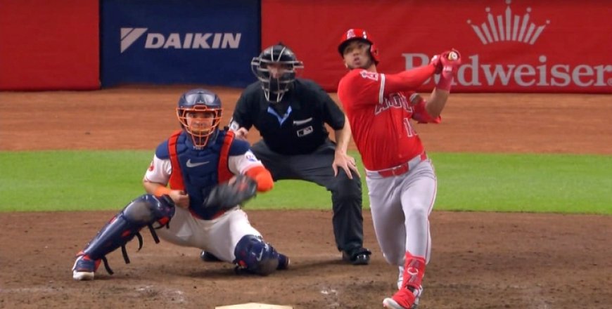 Peraza arde en llamas