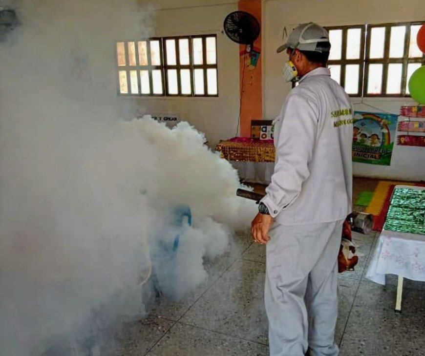 Fumigaron en 10 escuelas de las parroquias Cacique Mara y Cecilio Acosta