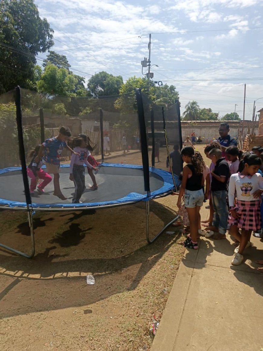 Ayudas humanas y jornada como regalos llevó la Alcaldía de Maracaibo al barrio 19 de Abril