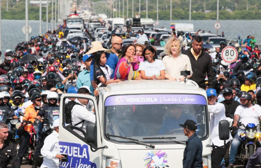 Presidenta (E) Delcy Rodríguez: “Marchamos por un interés supremo que es una Venezuela libre de sanciones”