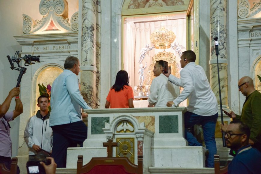 Presidenta Delcy desde la Basílica“Le pido a la Chinita que obre con su renovación milagrosa por Venezuela”