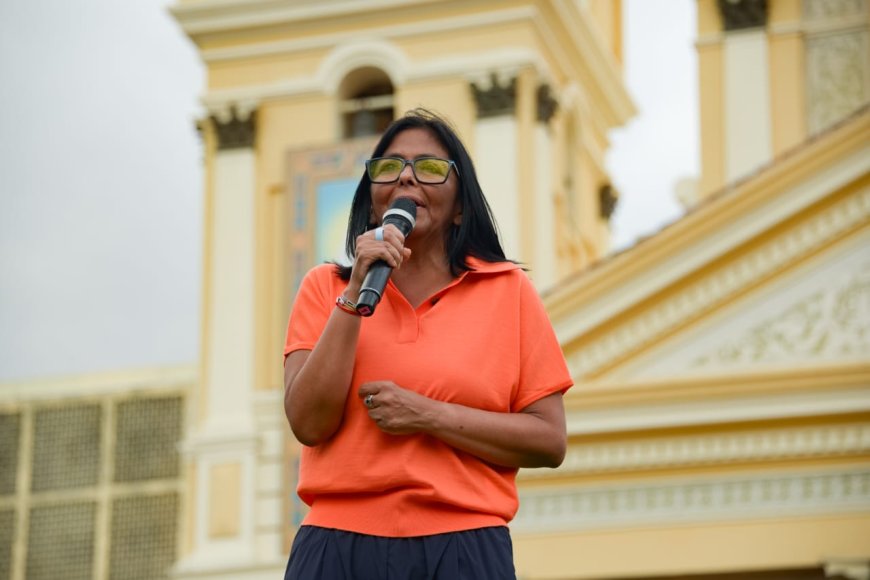 Presidenta Delcy desde la Basílica“Le pido a la Chinita que obre con su renovación milagrosa por Venezuela”