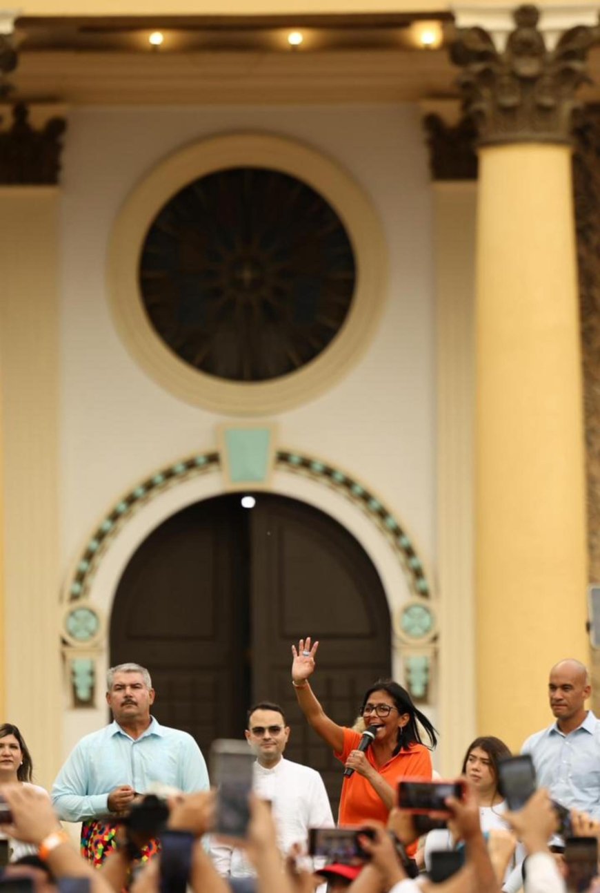 Presidenta Delcy desde la Basílica“Le pido a la Chinita que obre con su renovación milagrosa por Venezuela”