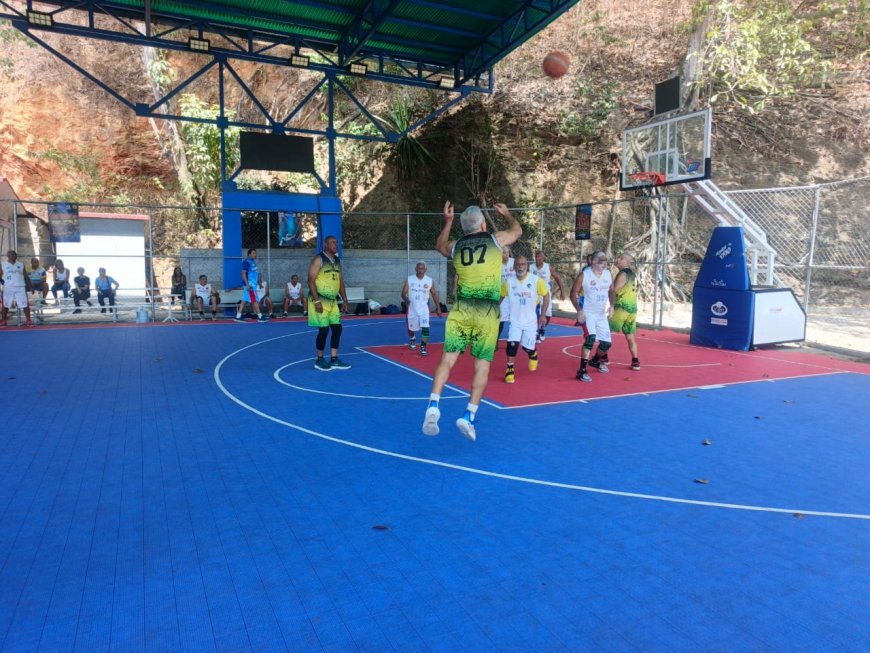 “Somos 23”, único invicto del máster 60 de baloncesto caraqueño