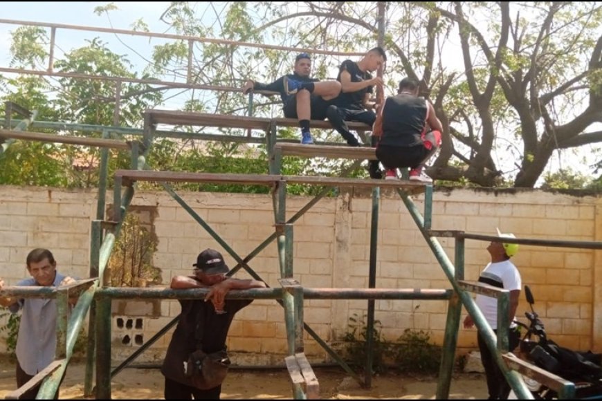 Lo único que sirve en el Tomás Morillo es el terreno de juego, lo demás es un peligro