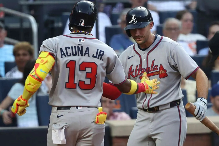 Acuña mandó el noveno a 419 pies