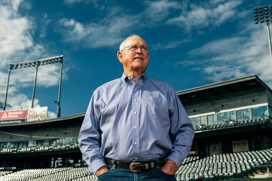 El inmortal Nolan Ryan postrado en elogios ante José Altuve