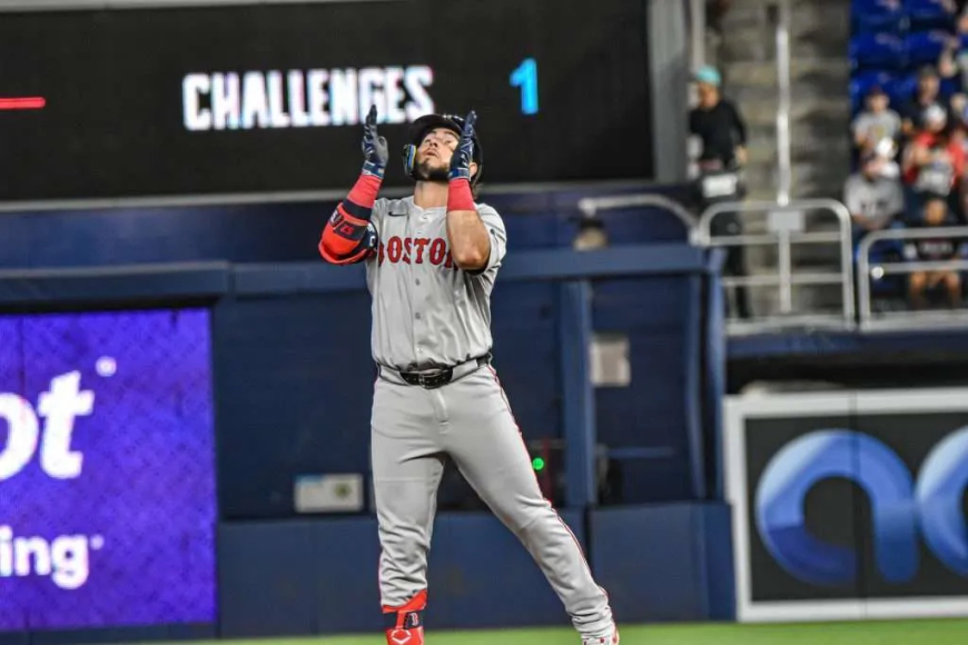 Wilyer Abreu al Clásico Mundial junto a otros 4 zulianos