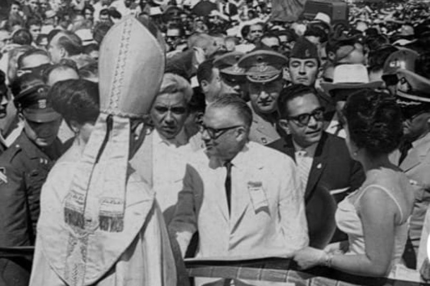 El día que Antonio Callejas caminó con el presidente Betancourt