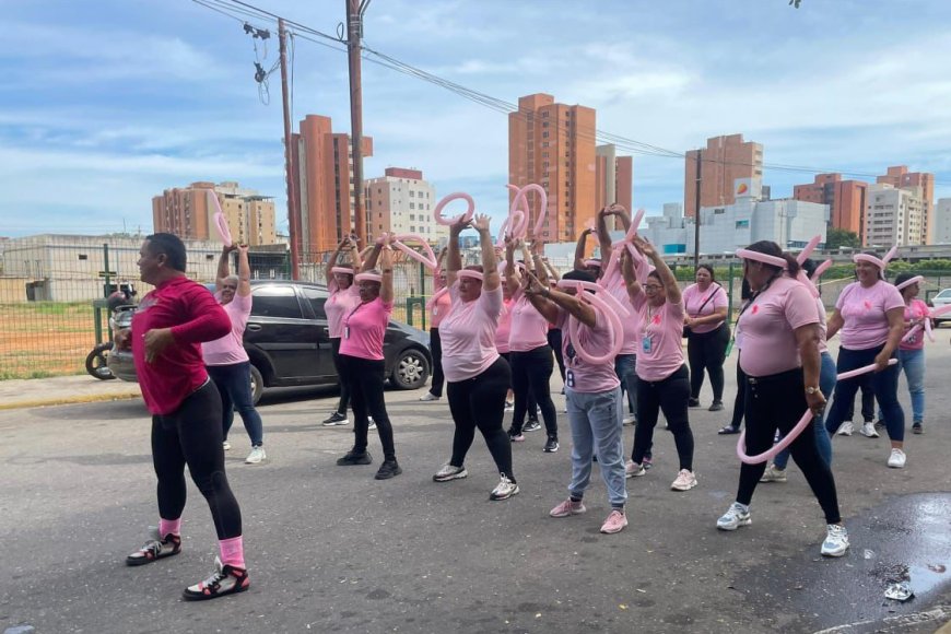 MARACAIBO: Una bailoterapia de la Dirección de Seguridad a la prevención del cáncer de mama