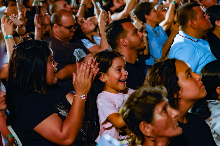 Maracaibo rendida ante “El Parroquiano” con 1.500 gaiteritos y espectáculo de drones