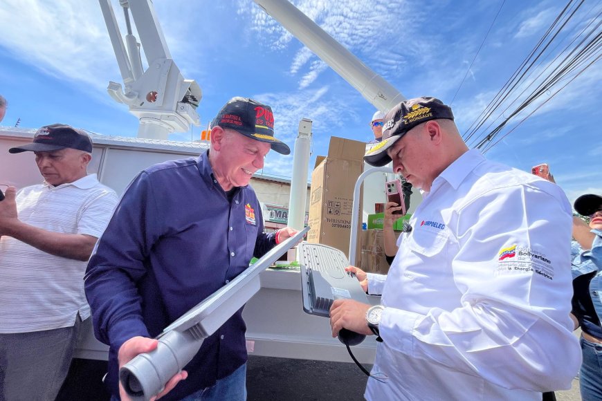 Más de 600 luminarias instaló en Maracaibo Di Martino con Corpoelec y la Gobernación