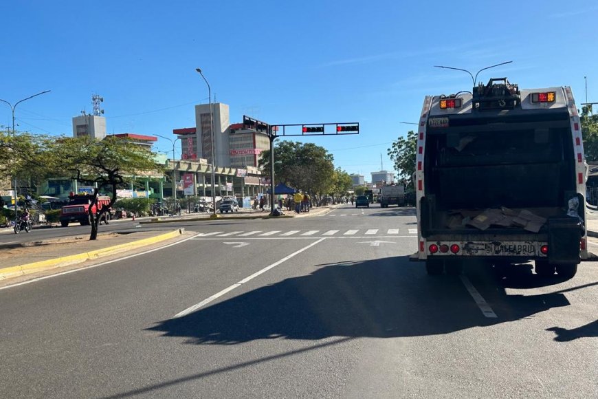 MARACAIBO: El Casco Central limpio en Navidad por primera vez en casi 20 años
