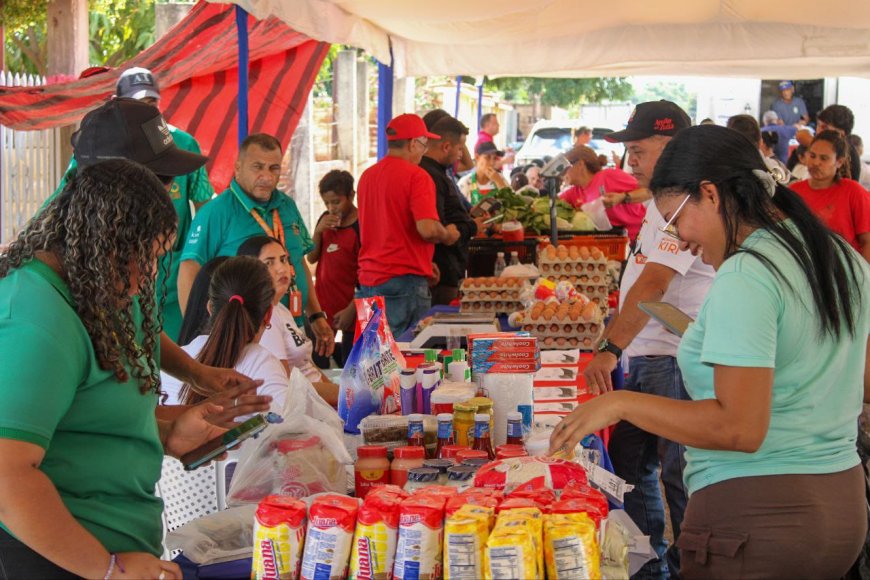 Reinician los Mercados Populares en la parroquia Ildefonso Vásquez