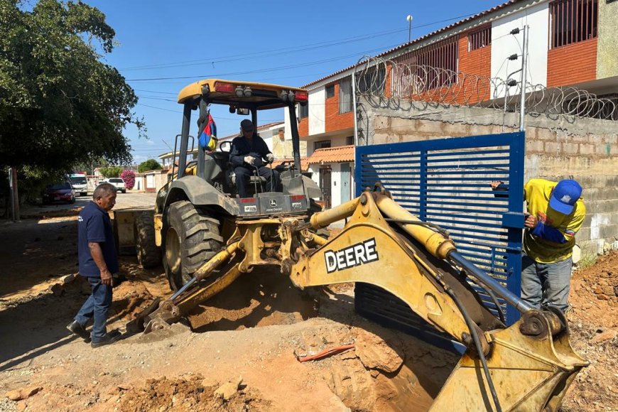 MARACAIBO: Alcaldía repara colector que afectaba a más de 60 familias en Urbanización Canaima