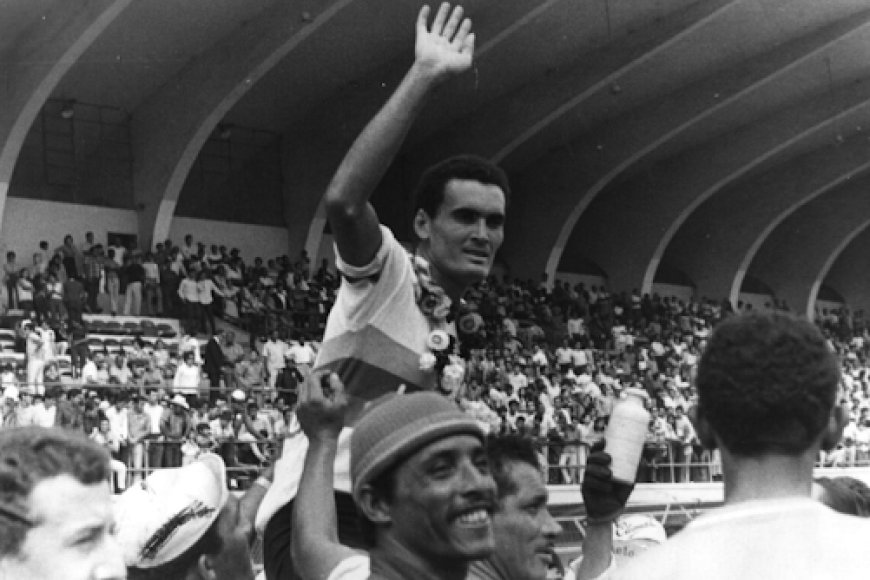 «La historia no se repite, pero rima»