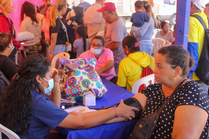 ¡Atendidas 3.500 familias! Alcaldía de Maracaibo llegó a El Gaitero con las jornadas integrales