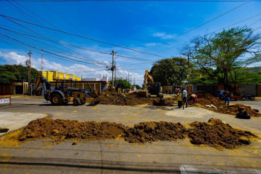 Gobernación sustituye 80 metros de colectores en la calle 43 con avenida 12 de Maracaibo