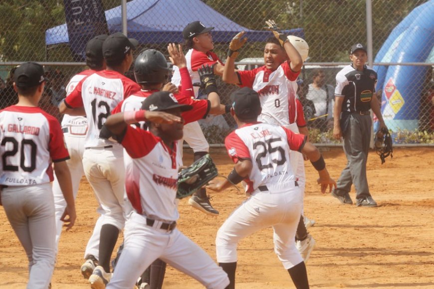 PEQUEÑAS LIGAS: Remontada de Coquivacoa lo corona campeón del Zulia en intermedia