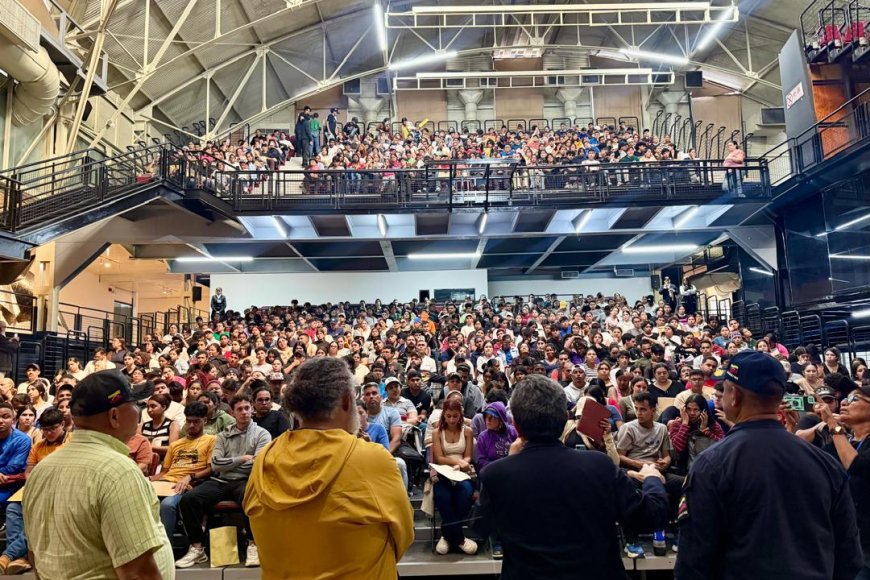 Con más de 12 mil registros, sigue exitoso censo de becas Fundalossasa dirigida a jovenes en Zulia