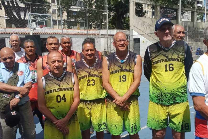 Debut exitoso de MOSCA y Profesionales en Máster 65