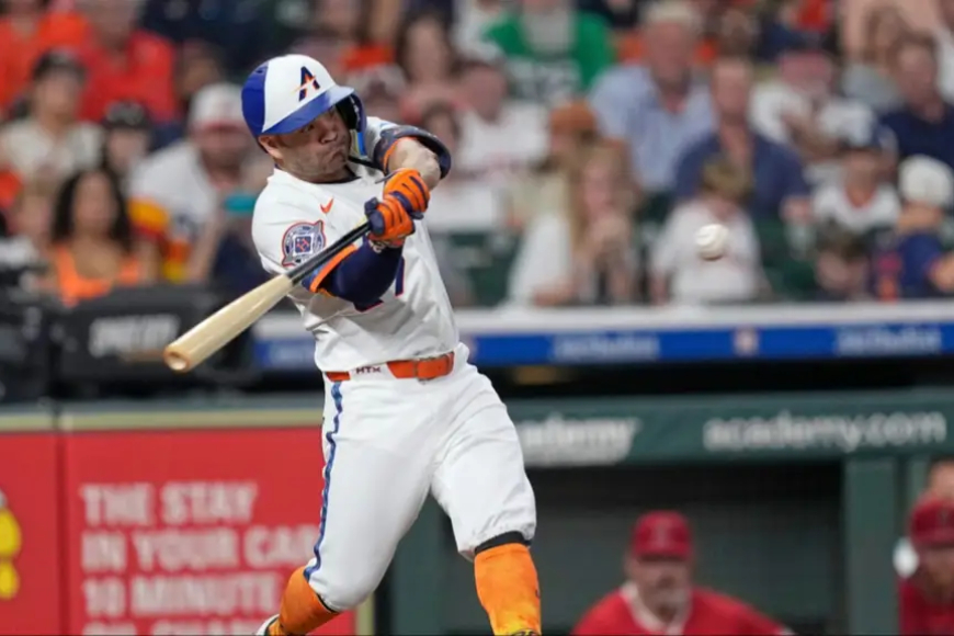 Altuve largó su primer hit de esta temporada