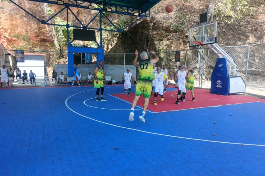 “Somos 23”, único invicto del máster 60 de baloncesto caraqueño