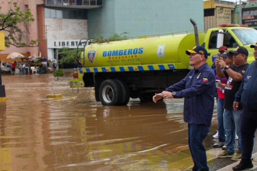Lluvia torrencial de 3 horas en Maracaibo acumuló el agua correspondiente a un mes