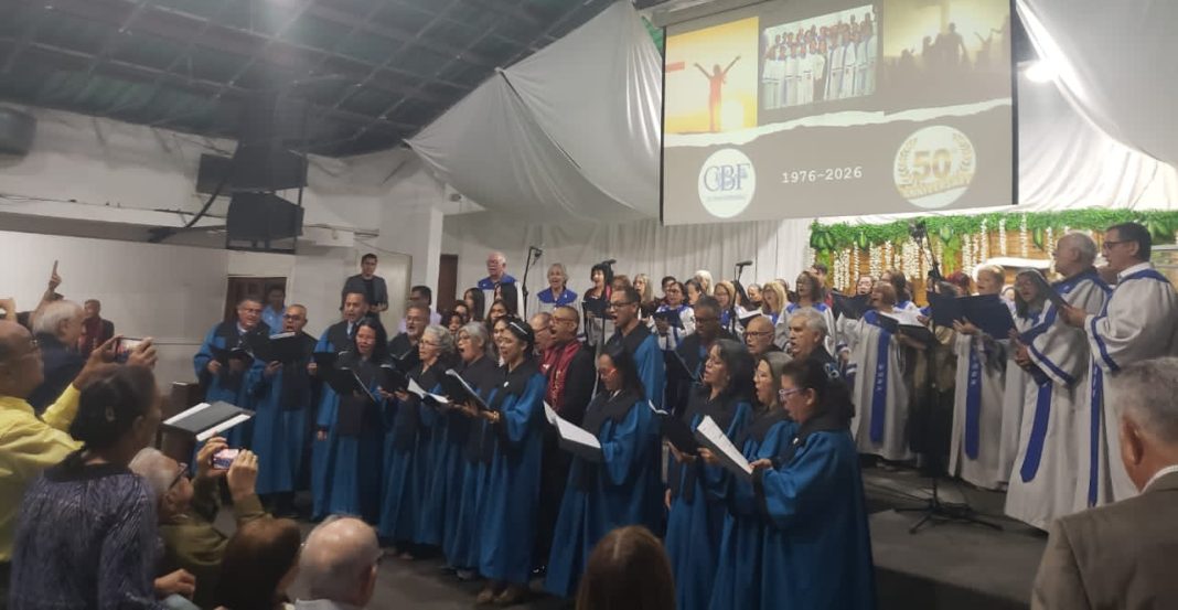 Coral de la Iglesia Bautista La Fe cumple 50 años sirviendo a Dios