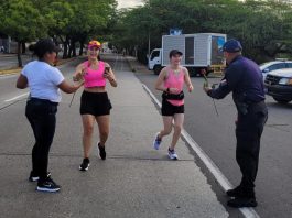 Entre pedales y rosas celebró la Ciclovía el Día de las Madres