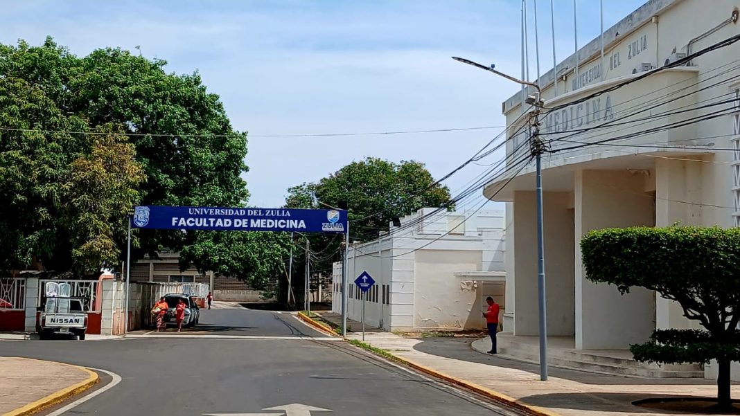 Luis Caldera entregó vías recuperadas en la Facultad de Medicina con el Plan LUZ