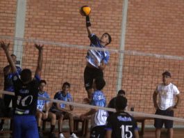 Choque de alto calibre: LUZ y Centinelas miden fuerzas en voleibol