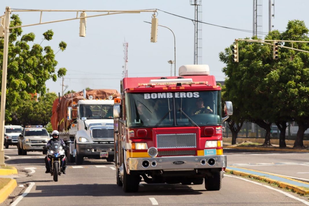 DOBLETE SÍSMICO: Di Martino “Más de 6 gandolas con más de 300 toneladas de insumos han salido de la Alcaldía a la ZODI Zulia”.