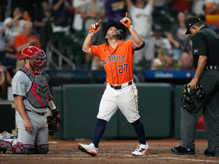 Altuve largó su quinto toletazo