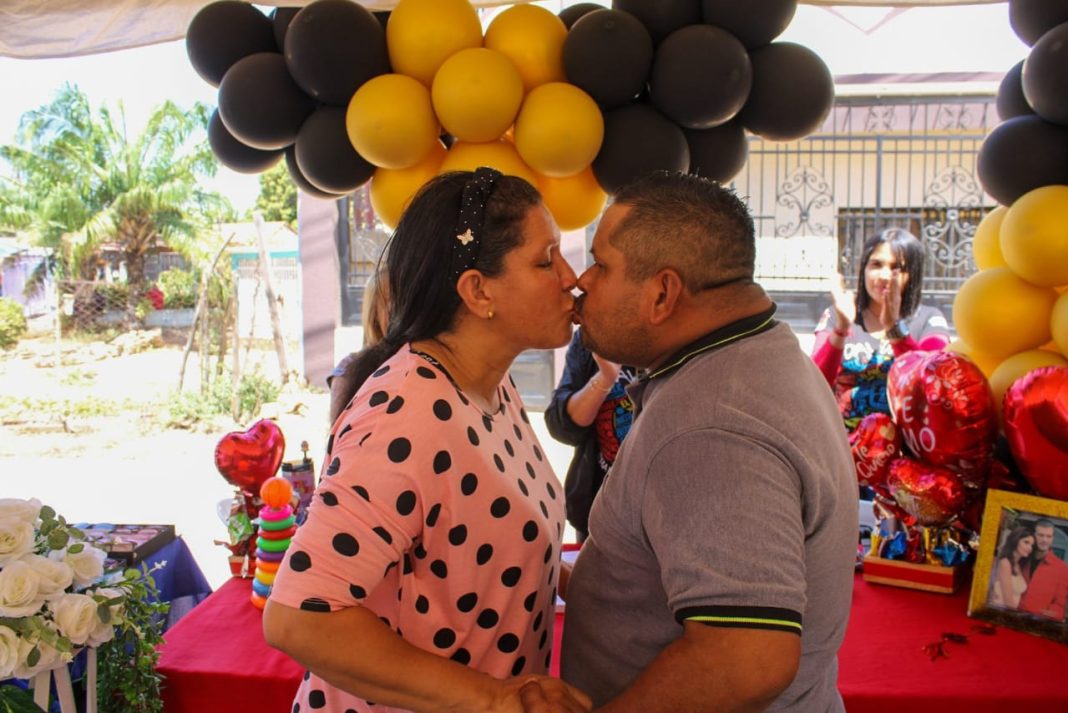 ¡Ahora quien quiera se puede casar en los mercados de Di Martino!