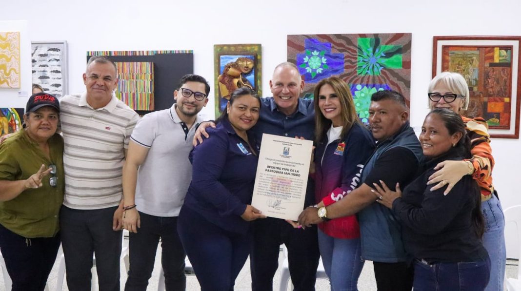 ¡Quedan ratificados! Alcaldía de Maracaibo otorgó reconocimientos a los 18 registros civiles