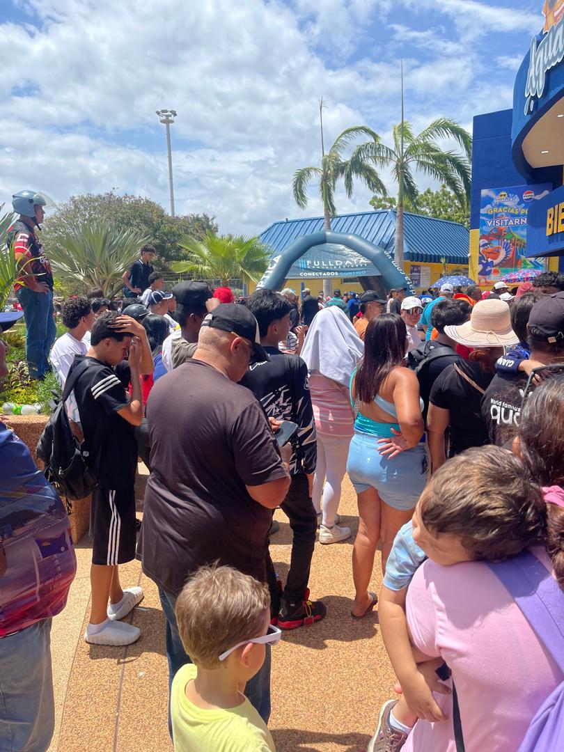 Con reinauguración de Aquatica, Maracaibo celebró Día del Niño en la Vereda del Lago