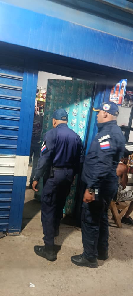 Polimaracaibo sanciona y ordena cierre temporal de licorería por incumplir ordenanza municipal