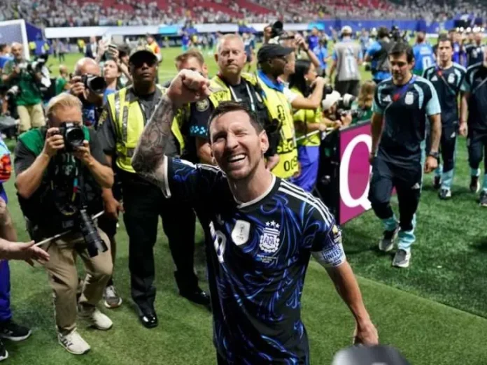Lionel Messi10