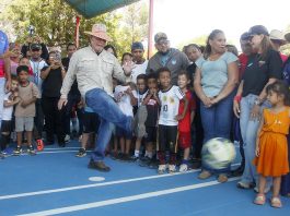 Alcaldía recupera espacio deportivo en el barrio Ezequiel Zamora